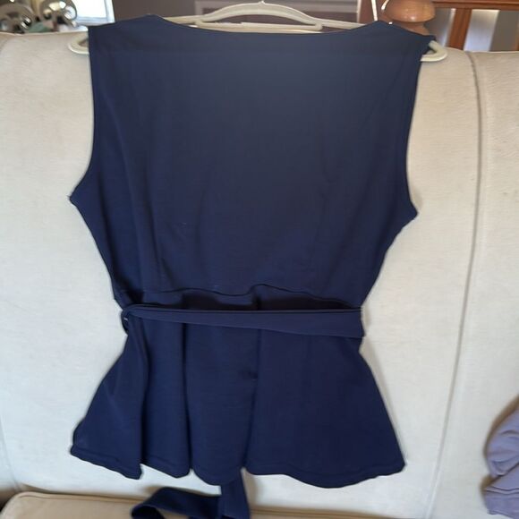 SHEIN navy top with belted waist, women’s xl. - Picture 3 of 3